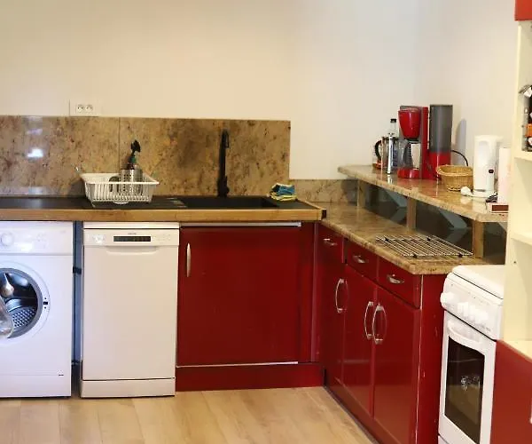 At Le Prielle בית נופש *