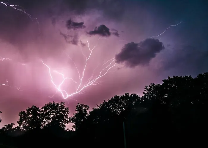 At Le Prielle בית נופש